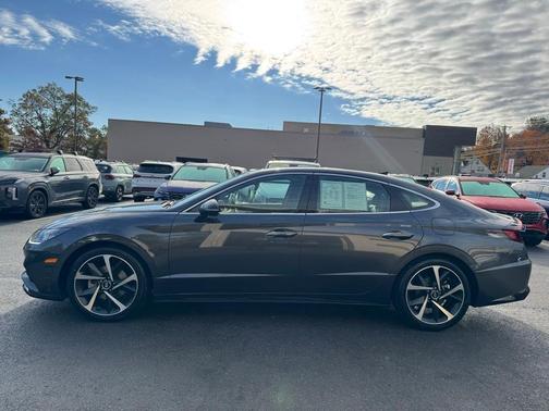 2022 Hyundai SONATA SEL Plus