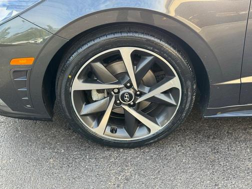 2022 Hyundai SONATA SEL Plus