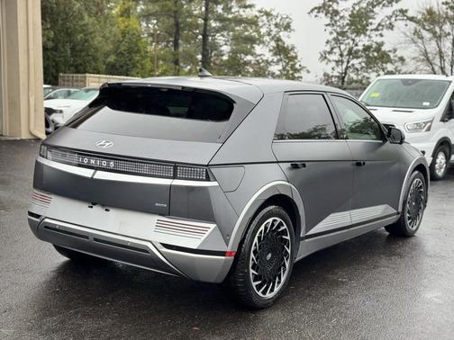 2024 Hyundai IONIQ 5 Limited
