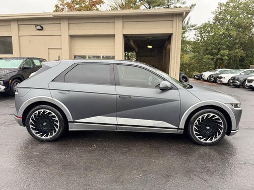 2024 Hyundai IONIQ 5 Limited