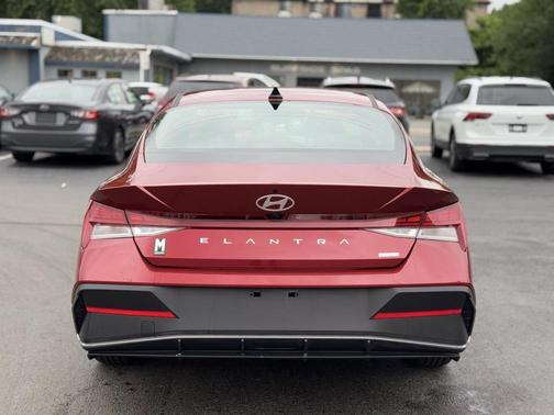 2025 Hyundai ELANTRA HEV Blue