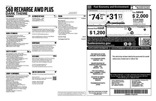 2023 Volvo S60 Recharge Plug-In Hybrid T8 Plus Dark Theme