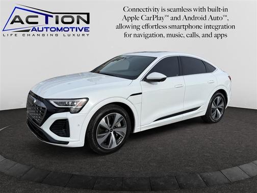 2024 Audi Q8 e-tron S line Premium