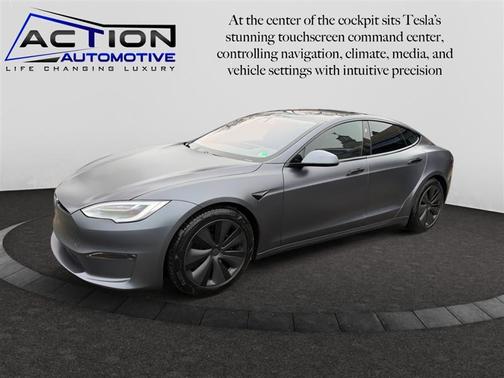 2022 Tesla Model S Base