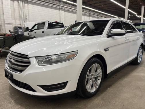 2014 Ford Taurus SEL
