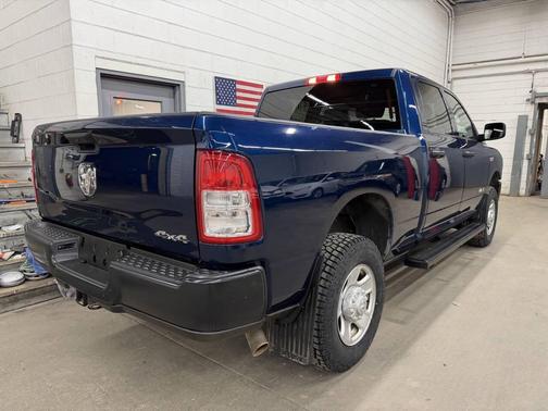 2021 RAM 2500 Tradesman Crew Cab 4x4 6'4' Box