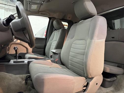 2016 Nissan Frontier S