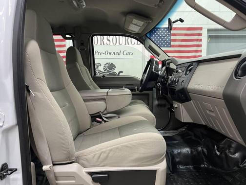 2008 Ford F-250 XL Crew Cab