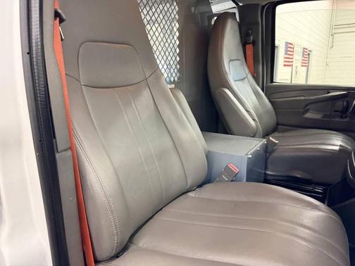 Summit White 2015 GMC Savana 2500 Work Van