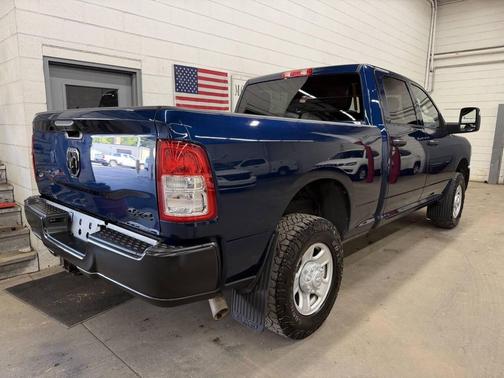 Patriot Blue Pearlcoat 2023 RAM 2500 Tradesman Crew Cab 4x4 6'4' Box