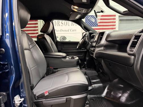 Patriot Blue Pearlcoat 2023 RAM 2500 Tradesman Crew Cab 4x4 6'4' Box