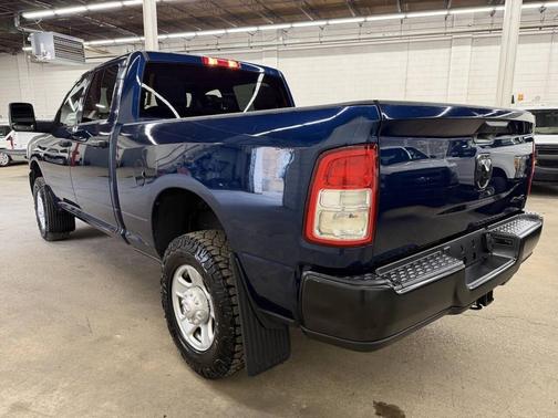 Patriot Blue Pearlcoat 2023 RAM 2500 Tradesman Crew Cab 4x4 6'4' Box