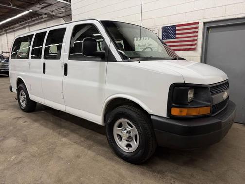 2007 Chevrolet Express 1500 Base