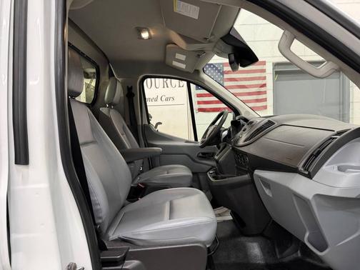 2017 Ford Transit-250 Base