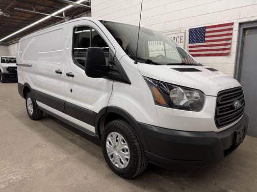 2017 Ford Transit-250 Base