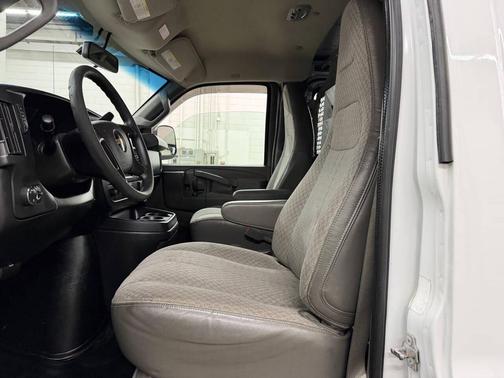 2016 Chevrolet Express 2500 Work Van