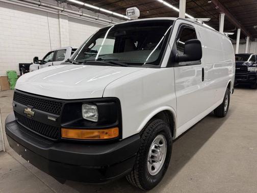 2016 Chevrolet Express 2500 Work Van