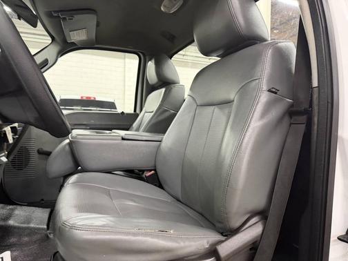 Oxford White 2014 Ford F-250 XL