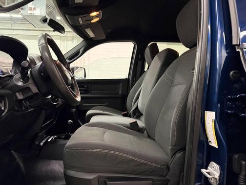 2021 RAM 2500 Tradesman Crew Cab 4x4 6'4' Box