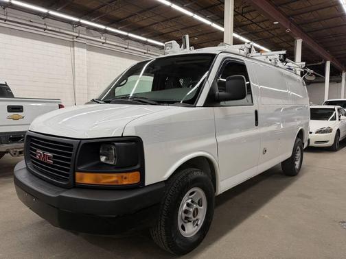 Summit White 2015 GMC Savana 3500 Work Van