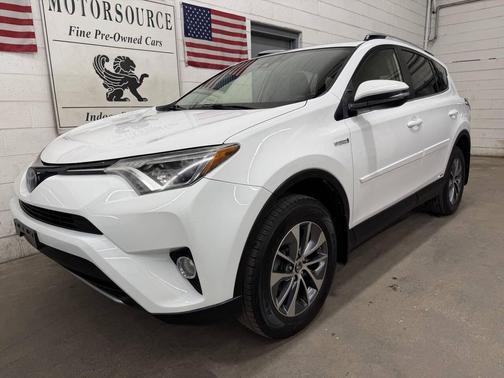 2017 Toyota RAV4 Hybrid SE
