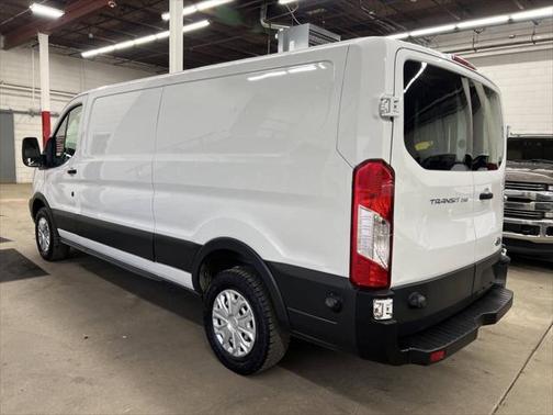 2015 Ford Transit-250 Base