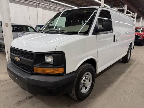 2011 Chevrolet Express 2500 Work Van