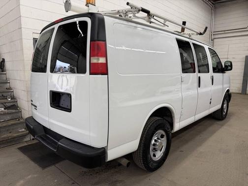 2011 Chevrolet Express 2500 Work Van