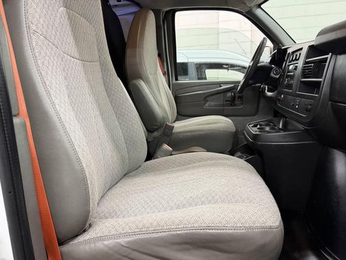 2014 GMC Savana 2500 Work Van