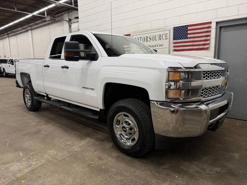 Summit White 2019 Chevrolet Silverado 2500 WT
