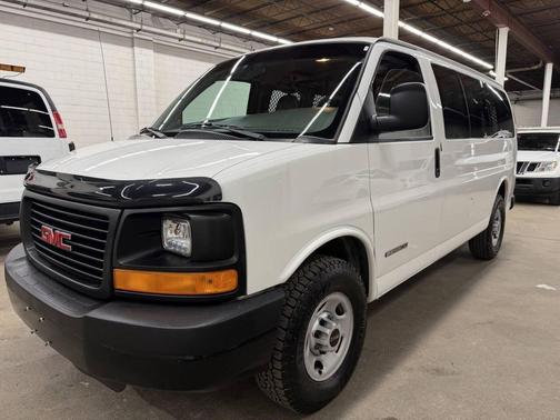 2003 GMC Savana 3500 Base