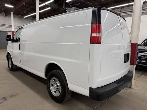 2018 Chevrolet Express 2500 Work Van