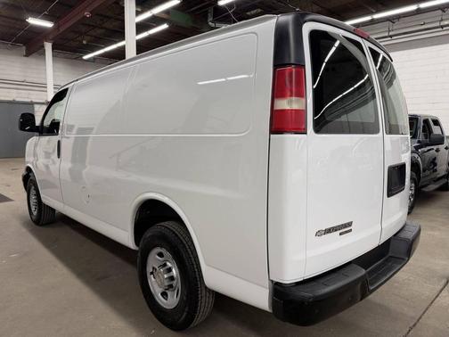 2012 Chevrolet Express 2500 Work Van