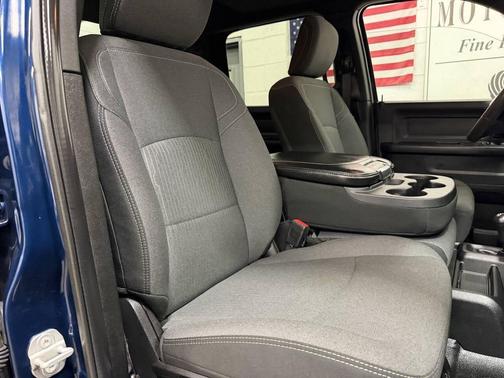 2021 RAM 2500 Tradesman Crew Cab 4x4 6'4' Box
