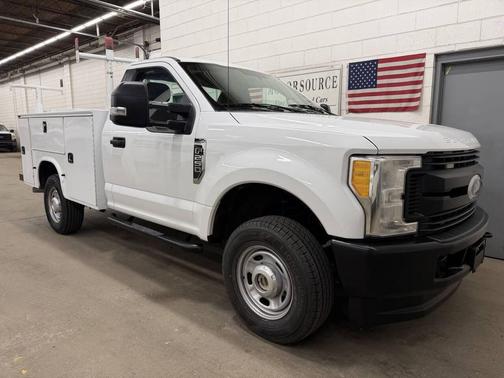 Oxford White 2017 Ford F-250 XL