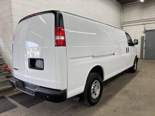 2017 Chevrolet Express 3500 Work Van