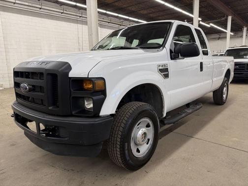 Oxford White Clearcoat 2009 Ford F-250 XL SuperCab