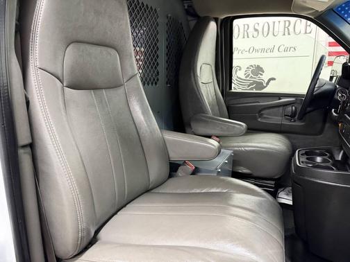 2010 Chevrolet Express 2500 Work Van