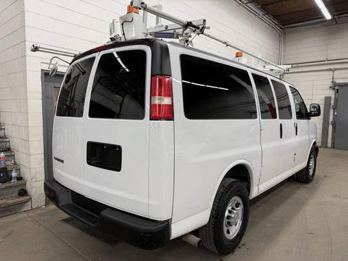 2010 Chevrolet Express 2500 Work Van