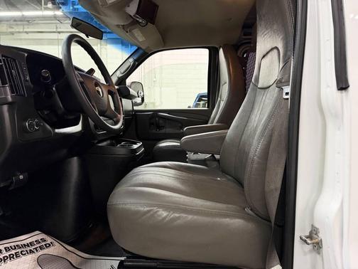 2010 Chevrolet Express 2500 Work Van
