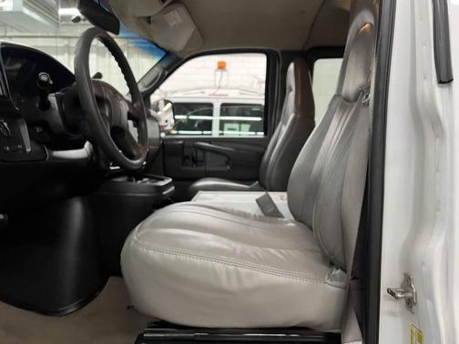 2007 Chevrolet Express 3500 LS