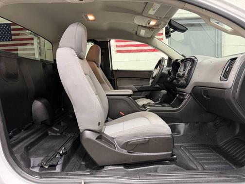 Summit White 2016 Chevrolet Colorado WT