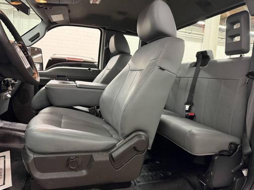 Oxford White 2015 Ford F-250 XL