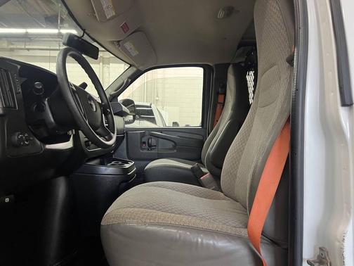 2014 GMC Savana 2500 Work Van