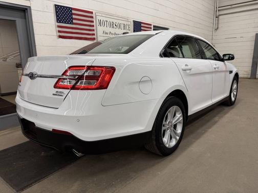 2019 Ford Taurus SEL