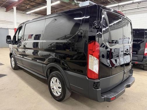 2017 Ford Transit-150 Base