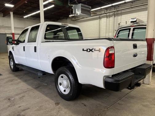 2008 Ford F-250 XL Crew Cab