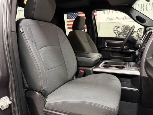 2022 RAM 1500 Classic Warlock Quad Cab 4x4 6'4' Box