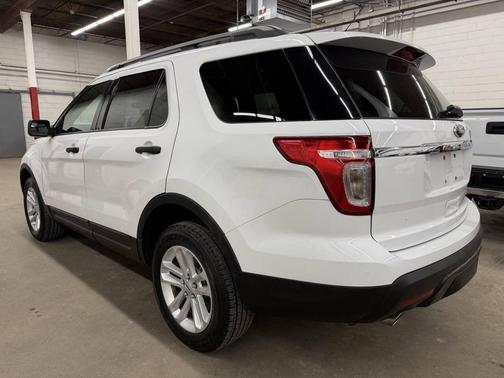 2015 Ford Explorer Base