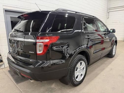 2014 Ford Explorer Base